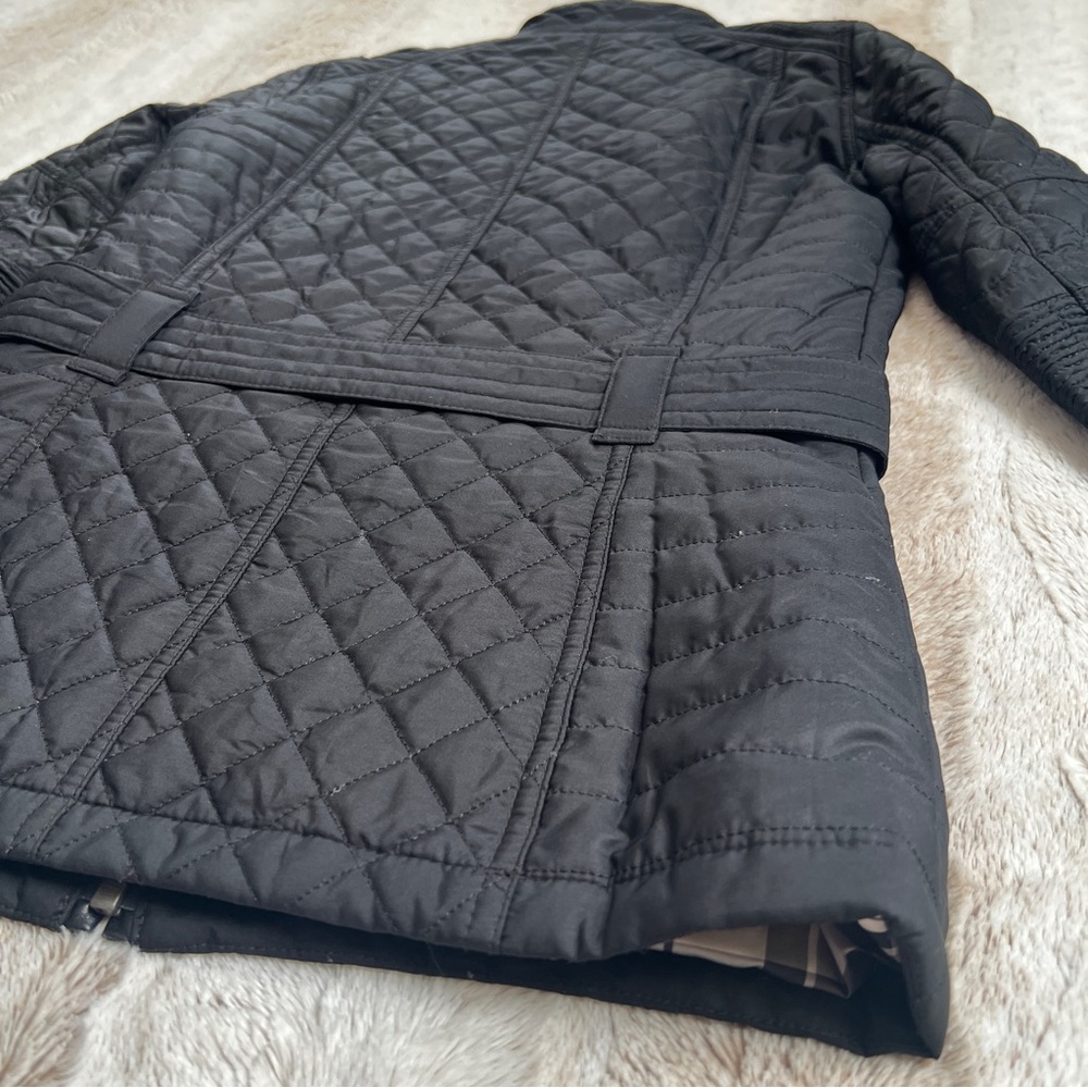 Black Quilted Women's Belted Jacket - Picture 6 of 16